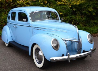 Right front 1939 Ford